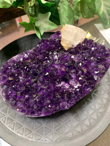AA Grade Quality Amethyst Geode with Calcite